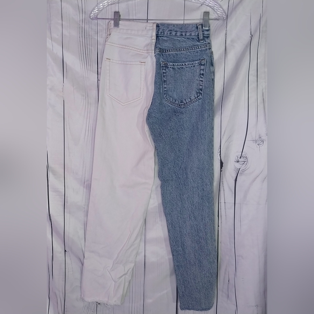 PacSun Eco White Two-Tone Split Leg High Rise Button Fly Straight Leg Jeans - Picture 2 of 9